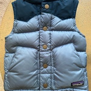 Patagonia retro toddler vest size 2T.